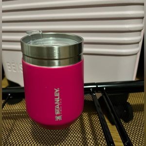Stanley wine cup hot pink